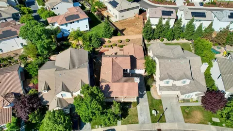 View/Area - 3723 Gresham Ln, Sacramento, CA 95835 photo 1 of 12