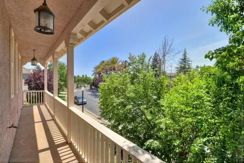 Exterior - 3723 Gresham Ln, Sacramento, CA 95835 photo 8 of 9