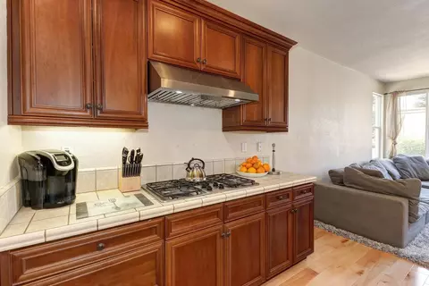 Kitchen - 3723 Gresham Ln, Sacramento, CA 95835 photo 5 of 7