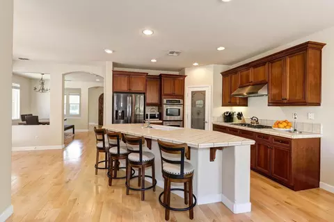 Kitchen - 3723 Gresham Ln, Sacramento, CA 95835 photo 3 of 7