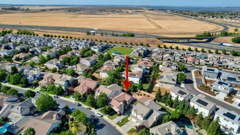 View/Area - 3723 Gresham Ln, Sacramento, CA 95835 photo 8 of 12