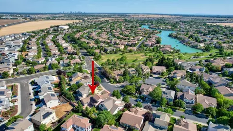 View/Area - 3723 Gresham Ln, Sacramento, CA 95835 photo 4 of 12