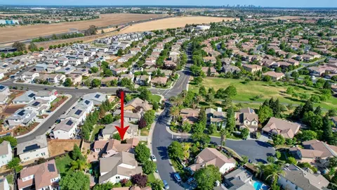 View/Area - 3723 Gresham Ln, Sacramento, CA 95835 photo 6 of 12