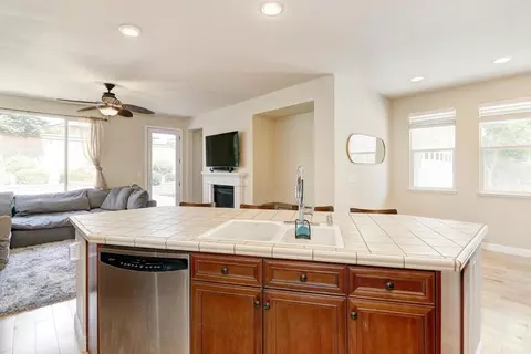 Kitchen - 3723 Gresham Ln, Sacramento, CA 95835 photo 7 of 7