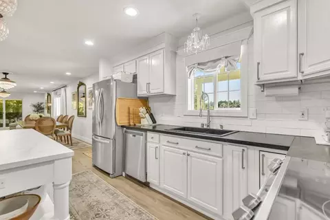 Kitchen - 13405 Apple Rd, Wilton, CA 95693 photo 1 of 5