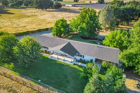 View/Area - 13405 Apple Rd, Wilton, CA 95693 photo 4 of 9