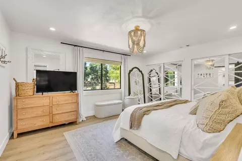 Bedroom - 13405 Apple Rd, Wilton, CA 95693 photo 3 of 8