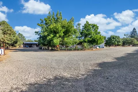 Exterior - 13405 Apple Rd, Wilton, CA 95693 photo 22 of 25