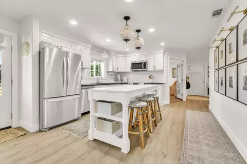Kitchen - 13405 Apple Rd, Wilton, CA 95693 photo 2 of 5