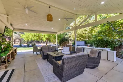 Exterior - 13405 Apple Rd, Wilton, CA 95693 photo 8 of 25