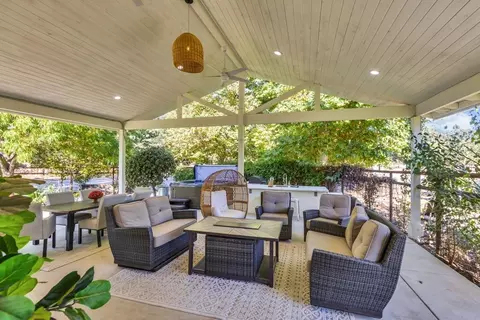 Exterior - 13405 Apple Rd, Wilton, CA 95693 photo 7 of 25