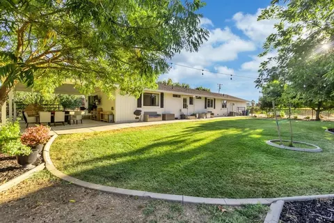 Exterior - 13405 Apple Rd, Wilton, CA 95693 photo 25 of 25