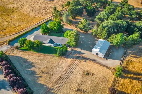 View/Area - 13405 Apple Rd, Wilton, CA 95693 photo 3 of 9