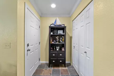 Entry Way - 7100 Stella Ln #3, Carmichael, CA 95608 photo 1 of 1
