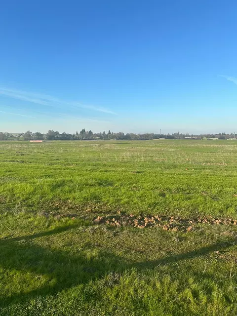19443 E Stampede Rd, Clements, CA 95227 photo 1