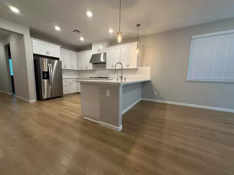 Kitchen - 1651 Carson River Loop, Lincoln, CA 95648 photo 2 of 2