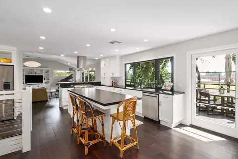 Kitchen - 1181 Jacob Ln, Carmichael, CA 95608 photo 3 of 8