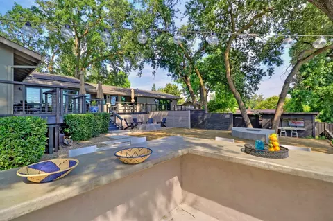 Exterior - 1181 Jacob Ln, Carmichael, CA 95608 photo 5 of 25