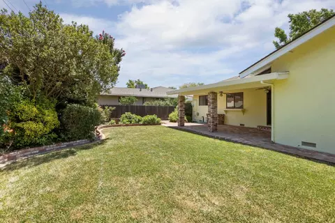 Exterior - 1364 Lincoln Blvd, Tracy, CA 95376 photo 5 of 9