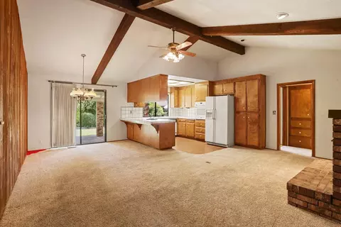 Living - 1364 Lincoln Blvd, Tracy, CA 95376 photo 3 of 12