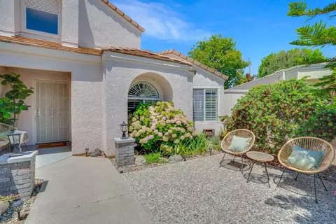 Exterior - 1012 Copper Bridge Ct, Modesto, CA 95355 photo 2 of 11