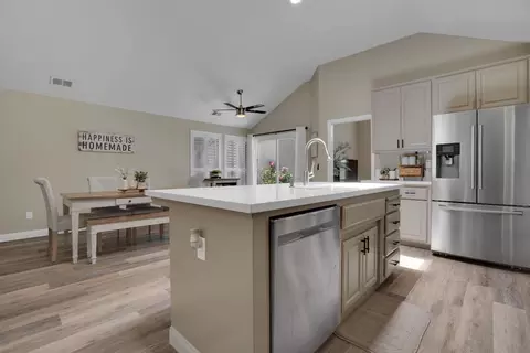 Kitchen - 1012 Copper Bridge Ct, Modesto, CA 95355 photo 2 of 4