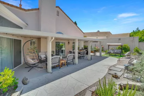 Exterior - 1012 Copper Bridge Ct, Modesto, CA 95355 photo 8 of 11