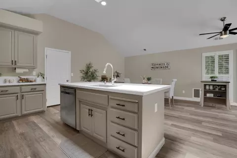 Kitchen - 1012 Copper Bridge Ct, Modesto, CA 95355 photo 1 of 4