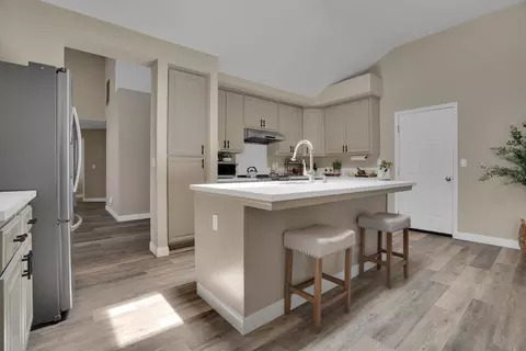 Kitchen - 1012 Copper Bridge Ct, Modesto, CA 95355 photo 4 of 4
