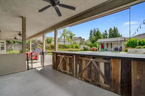 Exterior - 1108 Pleasant Bay Dr, Ripon, CA 95366 photo 2 of 8