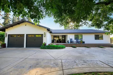 585 N Hopper Rd, Modesto, CA 95357 photo 1