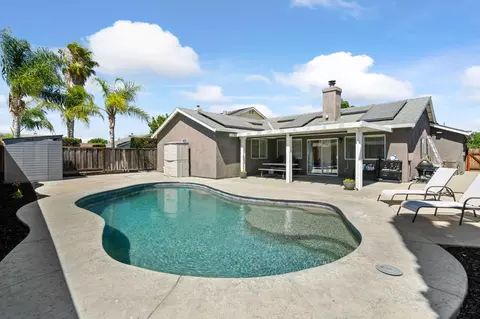 16251 Williamstowne Dr, Lathrop, CA 95330 photo 31