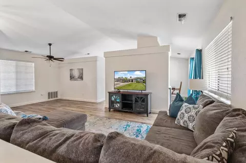 16251 Williamstowne Dr, Lathrop, CA 95330 photo 9