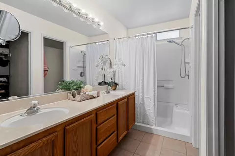 16251 Williamstowne Dr, Lathrop, CA 95330 photo 27