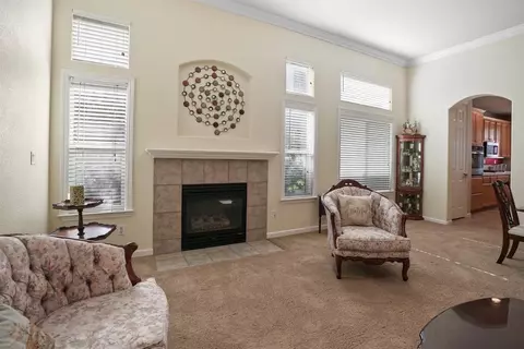 Living - 382 John Kamps Way, Ripon, CA 95366 photo 5 of 5