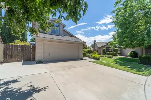 Exterior - 2300 Spring Water Dr, Modesto, CA 95355 photo 4 of 7