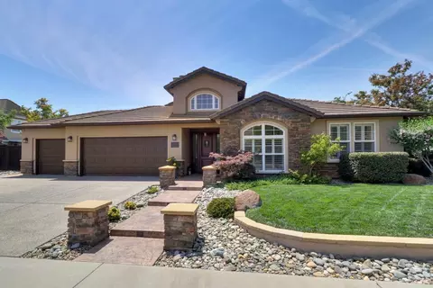 9146 Quail Cove Dr, Elk Grove, CA 95624
