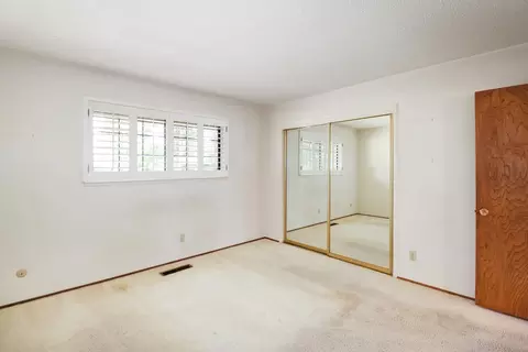 Bedroom - 5260 Marione Dr, Carmichael, CA 95608 photo 6 of 8