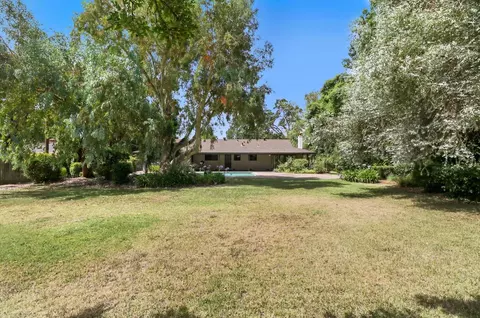 Exterior - 5260 Marione Dr, Carmichael, CA 95608 photo 9 of 15