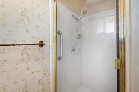 Bath - 5260 Marione Dr, Carmichael, CA 95608 photo 2 of 4
