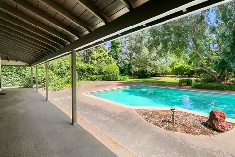 Exterior - 5260 Marione Dr, Carmichael, CA 95608 photo 6 of 15