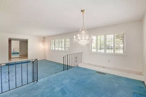 Living - 5260 Marione Dr, Carmichael, CA 95608 photo 3 of 9