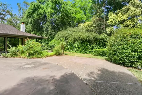 Exterior - 5260 Marione Dr, Carmichael, CA 95608 photo 10 of 15