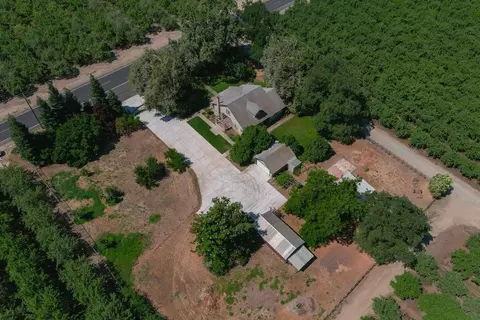 View/Area - 9319 E Whitmore Ave, Hughson, CA 95326 photo 4 of 4