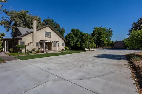 Exterior - 9319 E Whitmore Ave, Hughson, CA 95326 photo 4 of 8