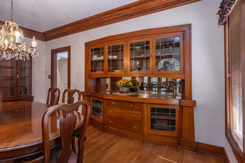 Dining - 9319 E Whitmore Ave, Hughson, CA 95326 photo 3 of 5