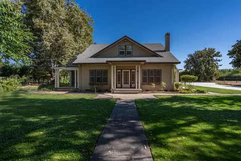 9319 E Whitmore Ave, Hughson, CA 95326 photo 1