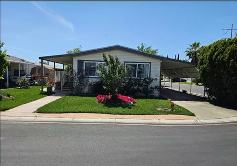 3950 Mack Rd #20, Sacramento, CA 95823