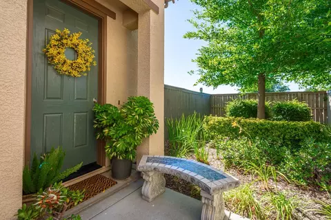 171 Talmont Cir #171, Roseville, CA 95678