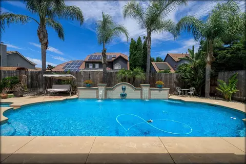 Exterior - 3609 Plaudit Dr, Modesto, CA 95355 photo 14 of 18